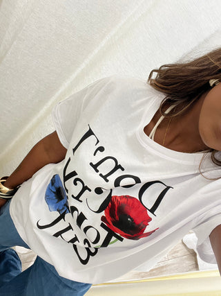 T-shirt con stampa fiori 🪻🌺
